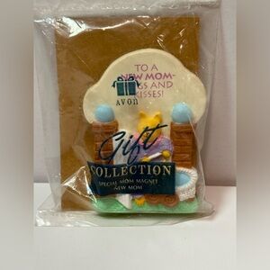 Vintage Avon Gift Collection “To a New Mom” Magnet Sealed 90s Baby Gift New
